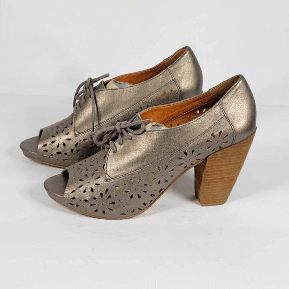Lucky Brand Leather Heels Shoes Size 9.5
